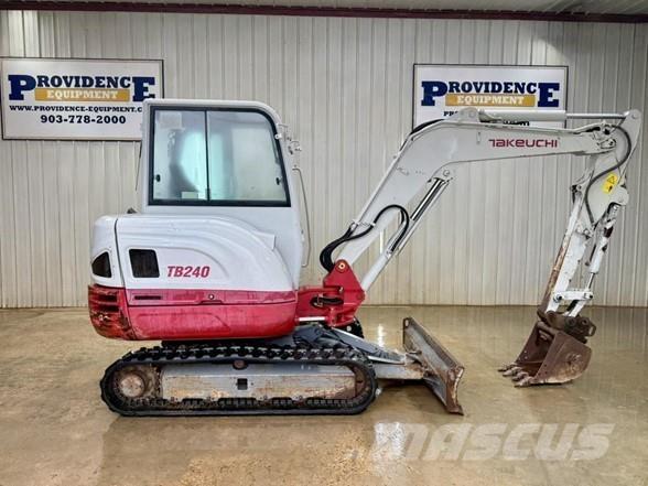 Takeuchi TB240 Miniexcavadoras