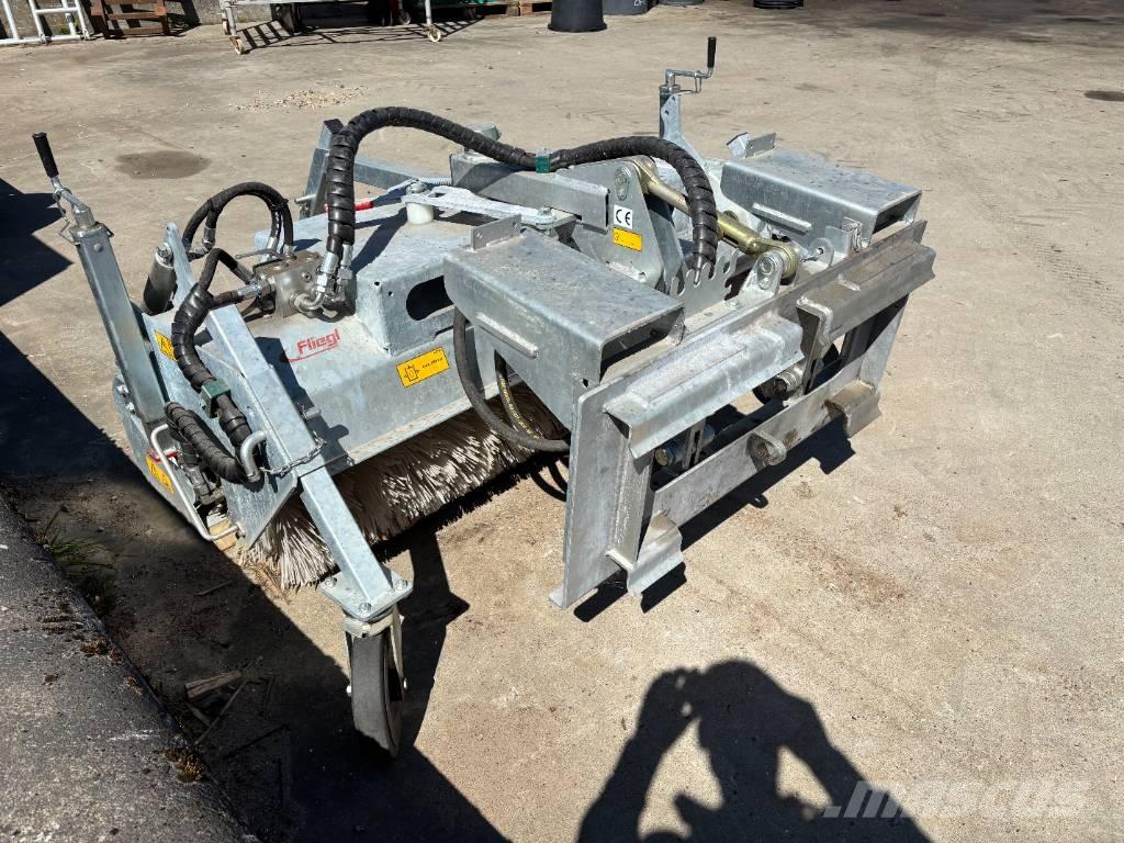 Fliegl Fejekost Otros accesorios para tractores