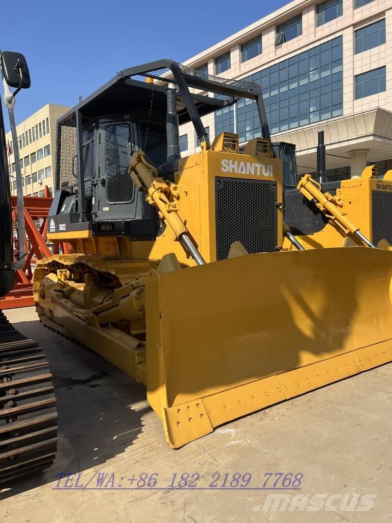 Shantui SD 22 Buldozer sobre oruga