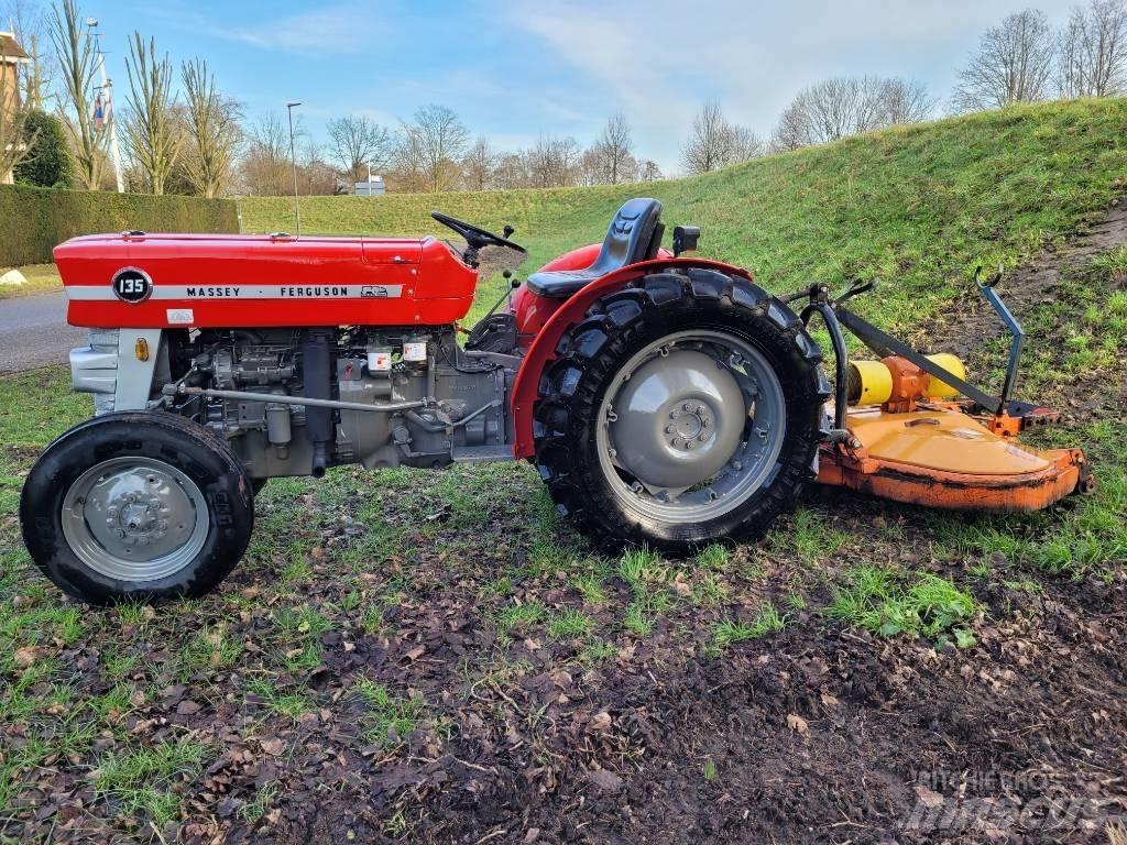 Massey Ferguson 135 Tractores