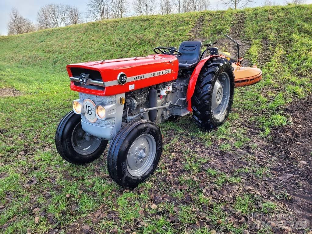 Massey Ferguson 135 Tractores