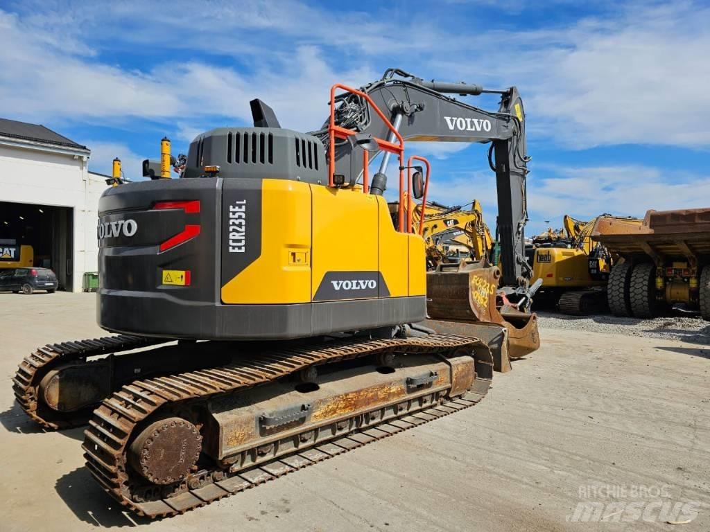 Volvo ECR235EL Excavadoras sobre orugas