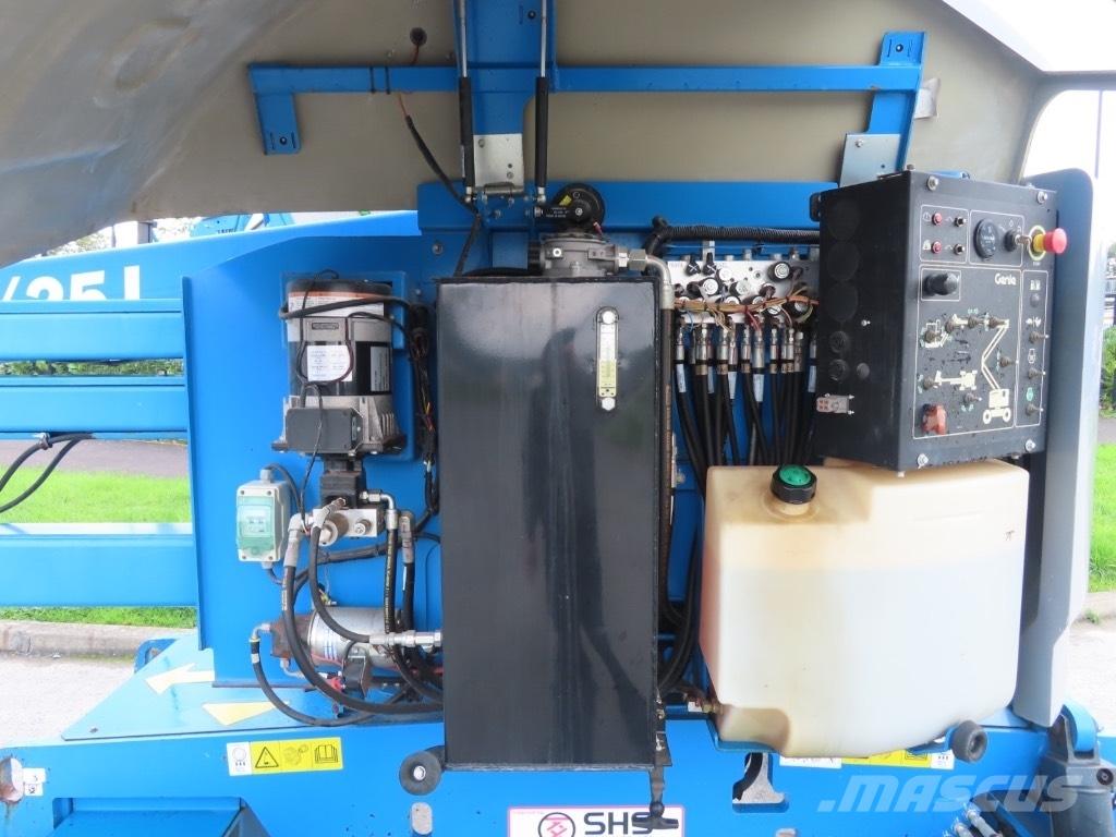 Genie Z 45 Plataformas con brazo de elevación manual