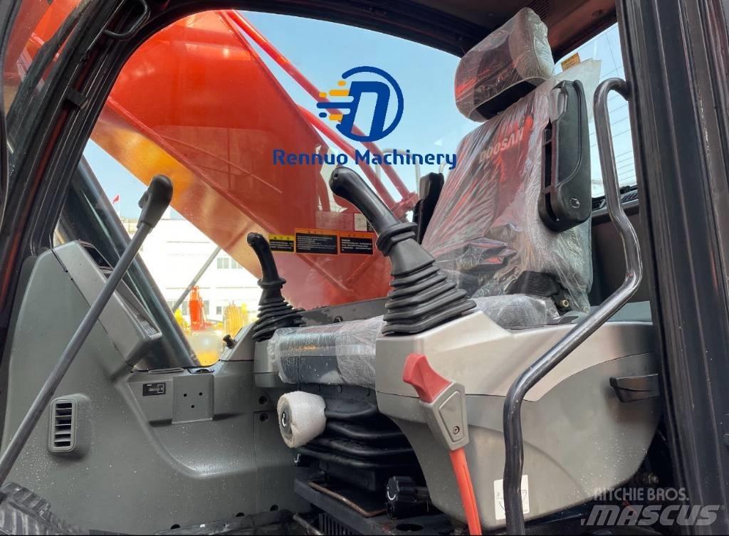 Doosan DX 300 Excavadoras sobre orugas