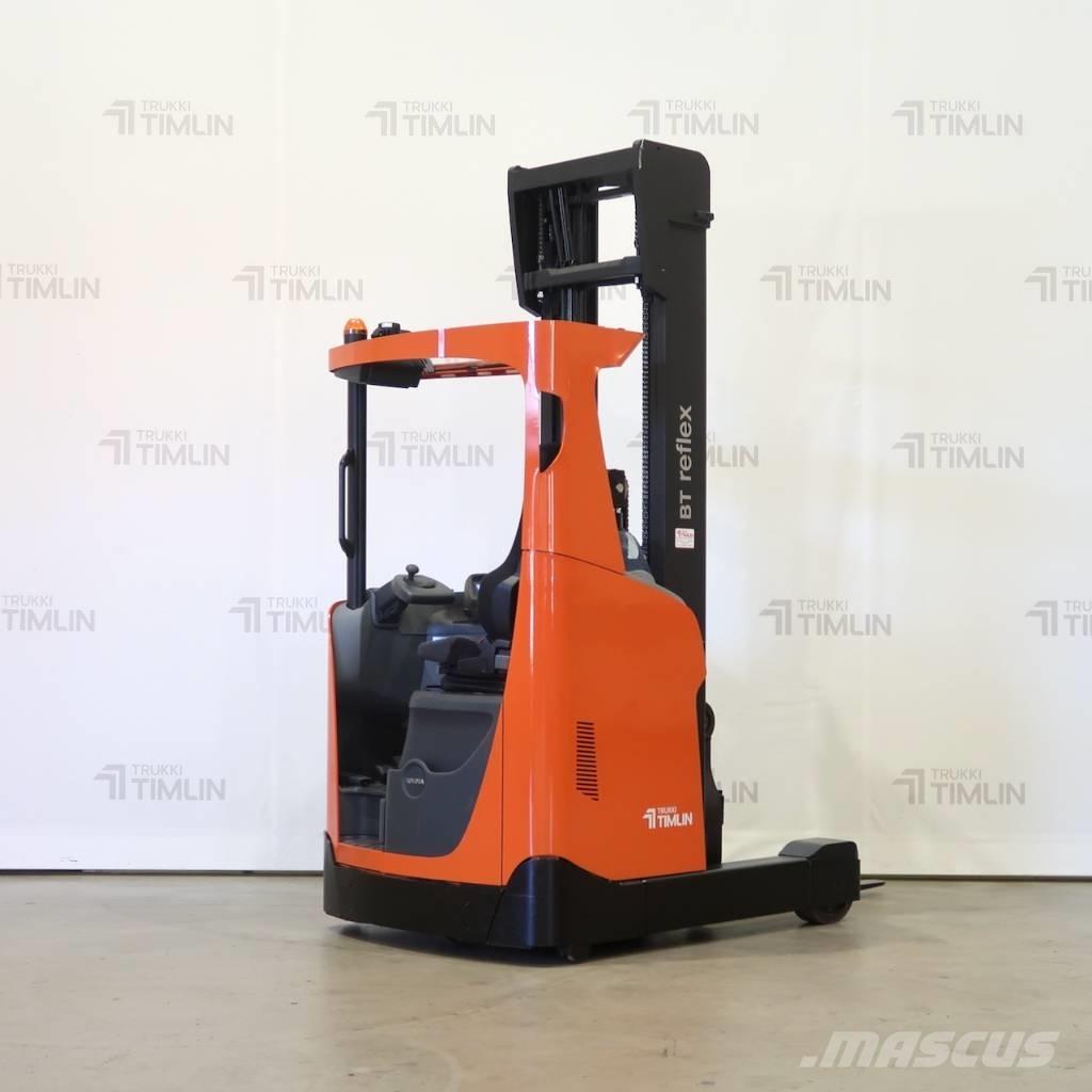 Toyota RRE160H Montacargas de alcance de gran altura