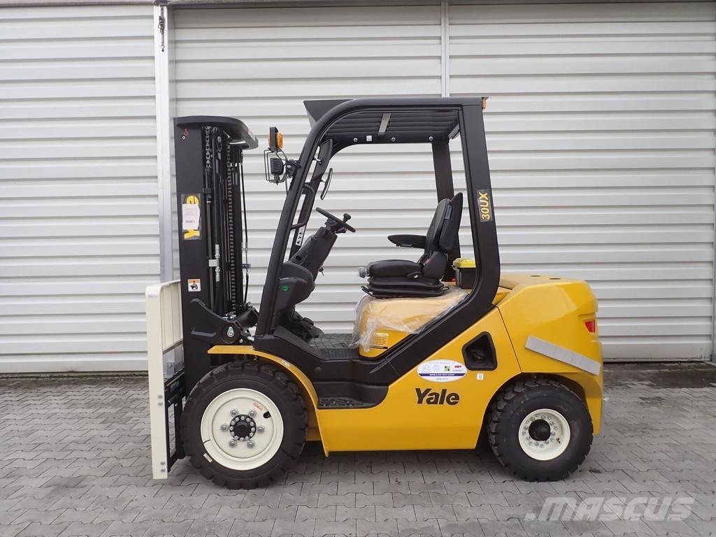 Yale GDP30UX Camiones diesel