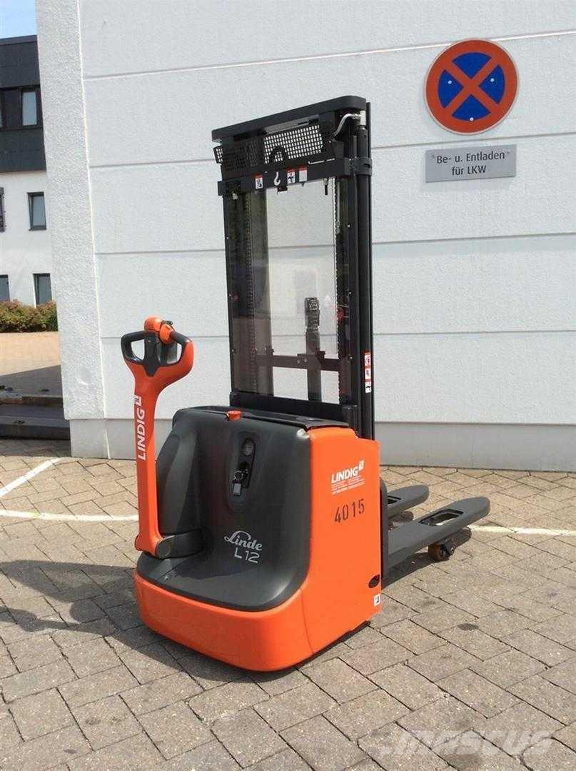 Linde L12I Apiladoras eléctricos