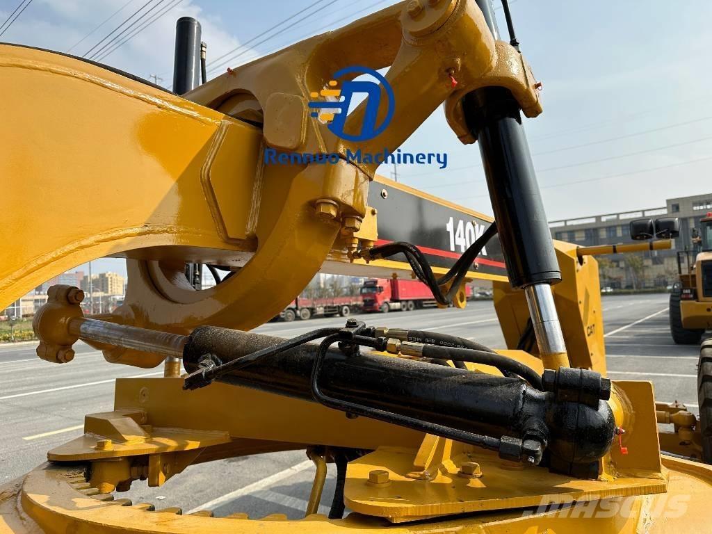 CAT 140K Niveladoras