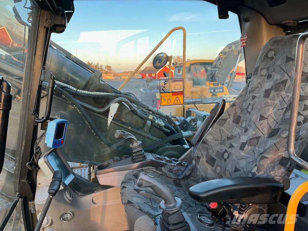 Volvo EC 160 C L Excavadoras sobre orugas