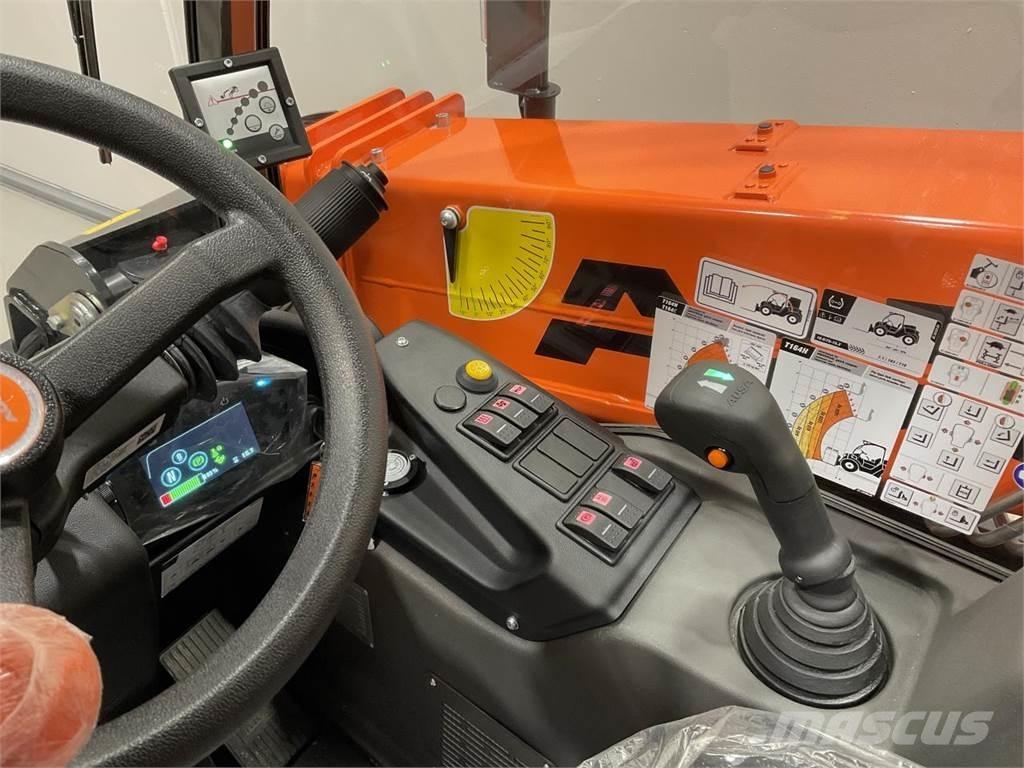 Ausa T164EX4 Plataformas con brazo de elevación telescópico