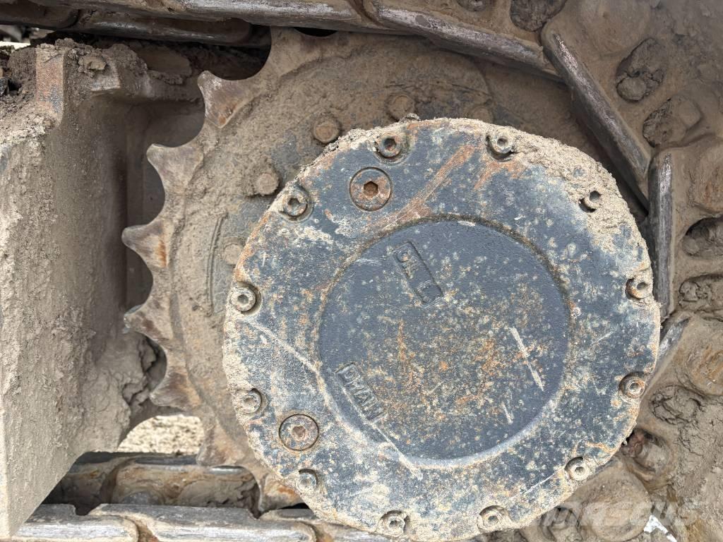 Doosan DX 140 LCR Excavadoras sobre orugas