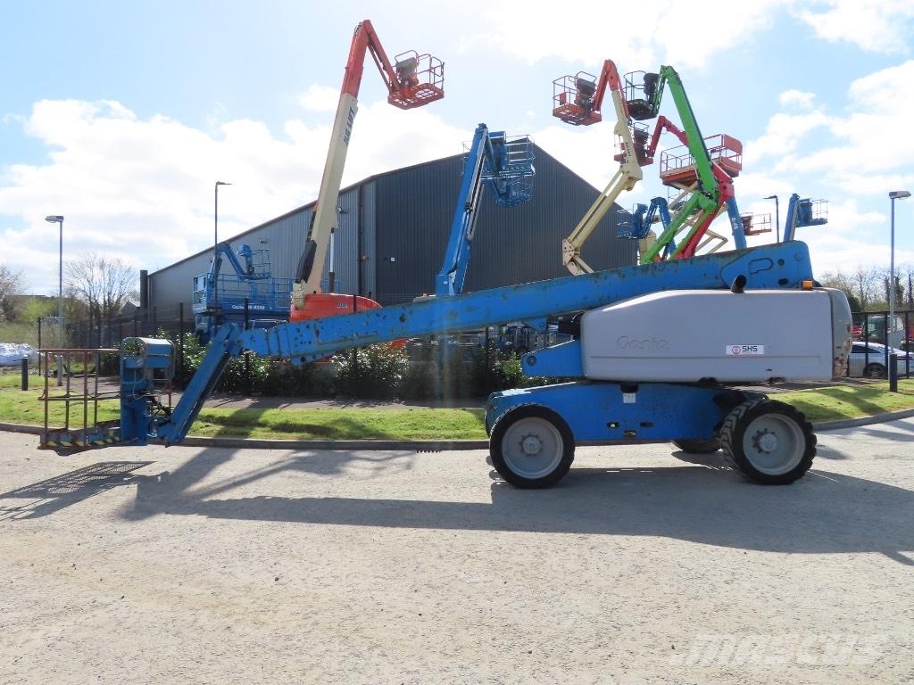 Genie S 65 Plataformas con brazo de elevación telescópico