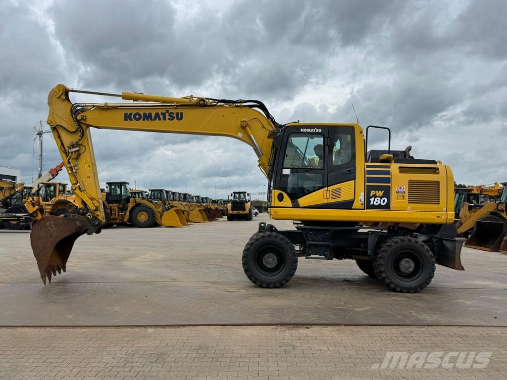 Komatsu PW180-11 Excavadoras de ruedas