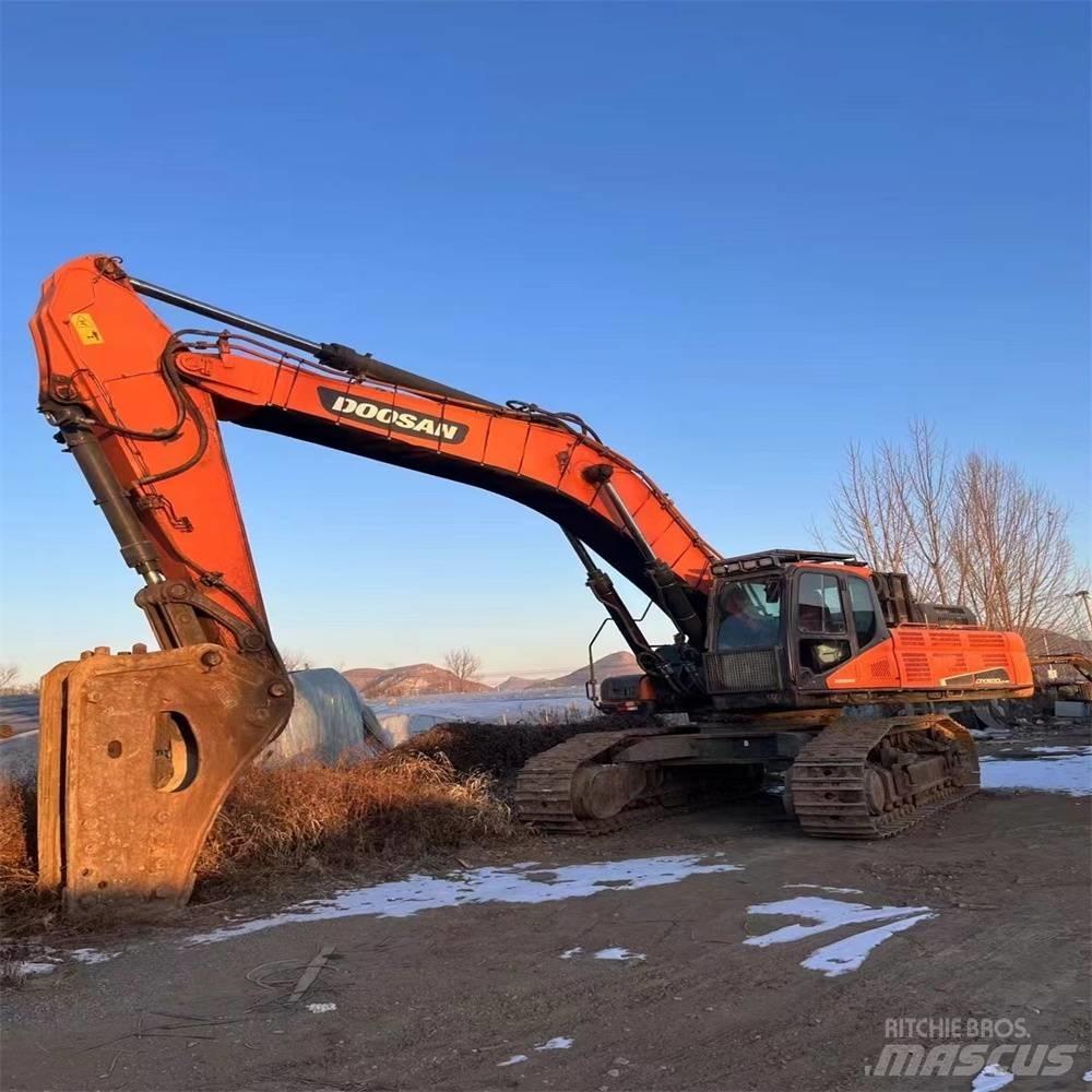 Doosan DX150LC-9C Excavadoras sobre orugas