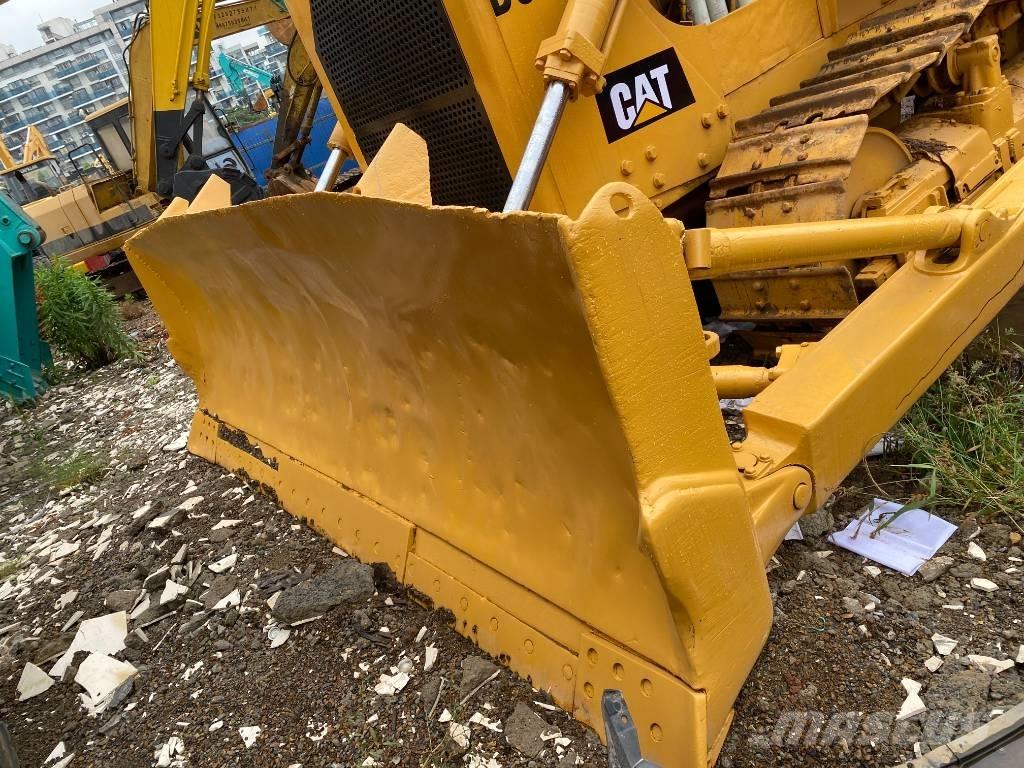 CAT D 8 K Buldozer sobre oruga