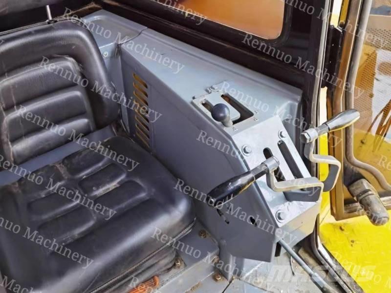 CAT D 8 R Buldozer sobre oruga