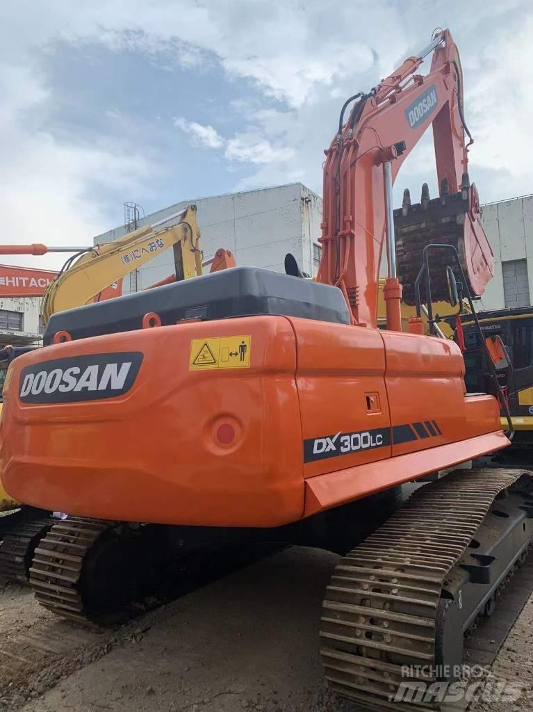 Doosan dx300 Excavadoras sobre orugas