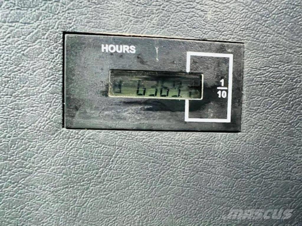 Hyundai 140W-9 Excavadoras de ruedas