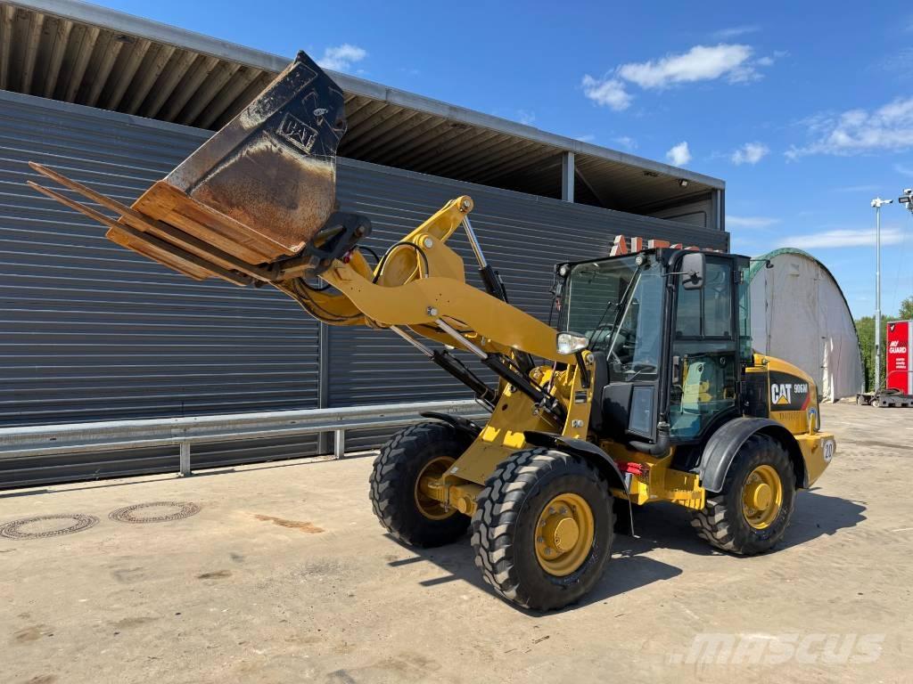 CAT 906M Cargadoras sobre ruedas