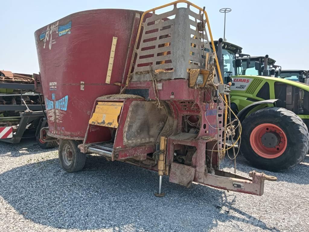 AGM W14 MC Mezcladoras distribuidoras