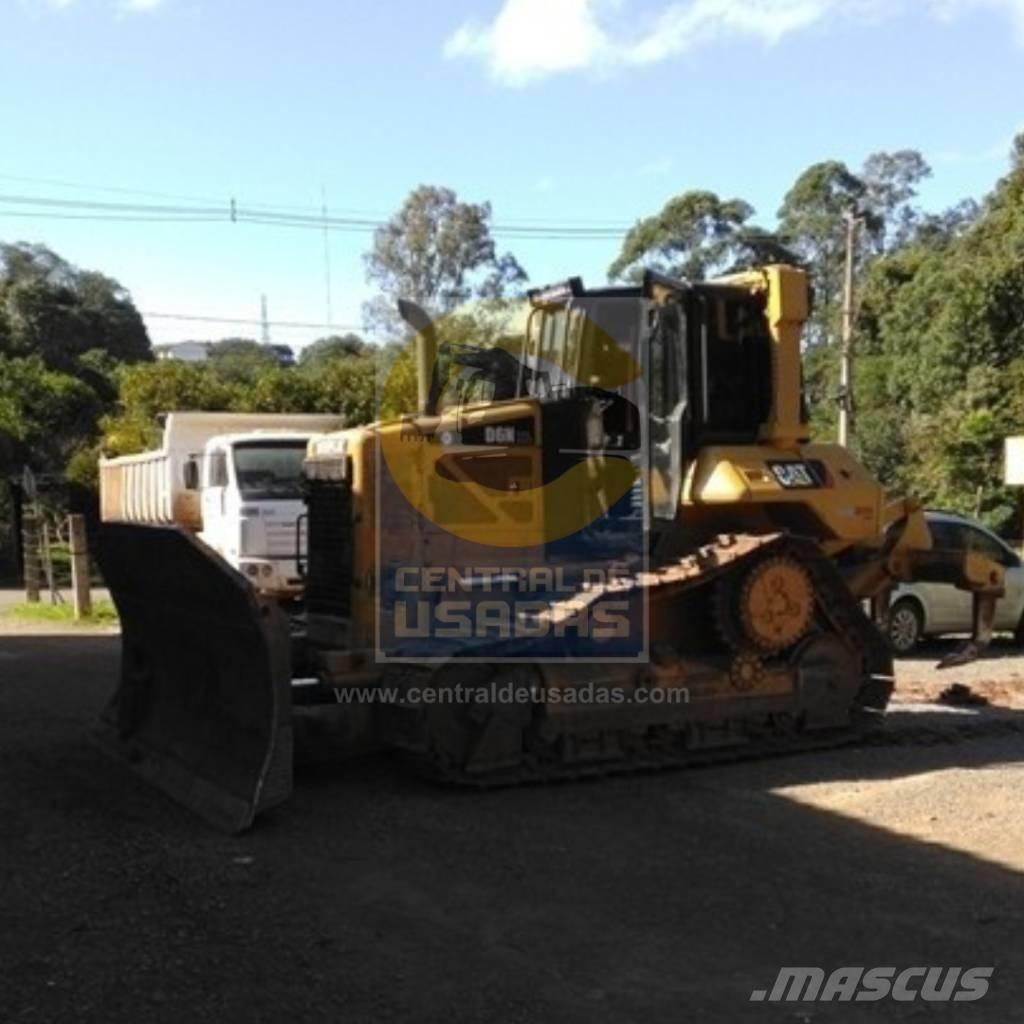 CAT D 6 N XL Buldozer sobre oruga