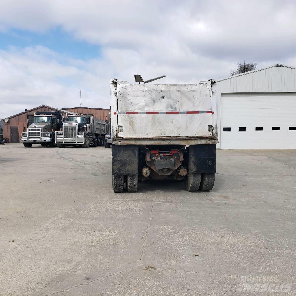 Ford L 9000 Bañeras basculantes usadas