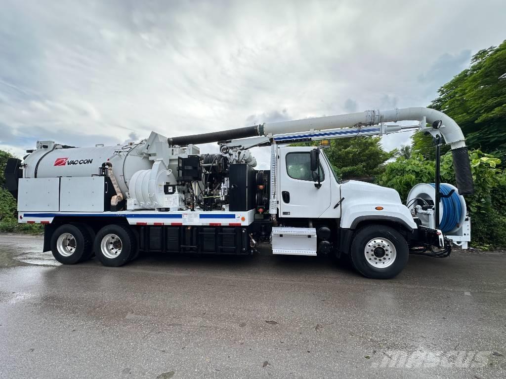 Freightliner 114 SD Camiones aspiradores/combi