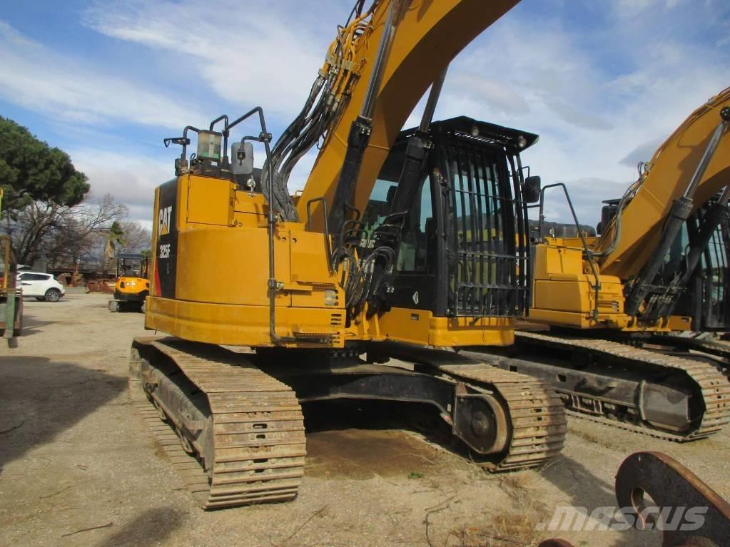 CAT 325 F LCR Excavadoras sobre orugas