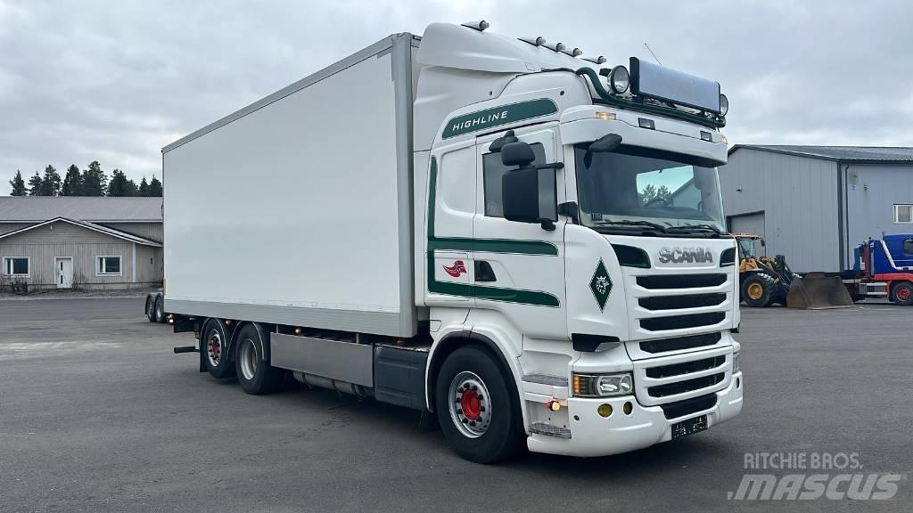 Scania R 580 Camiones con caja de remolque