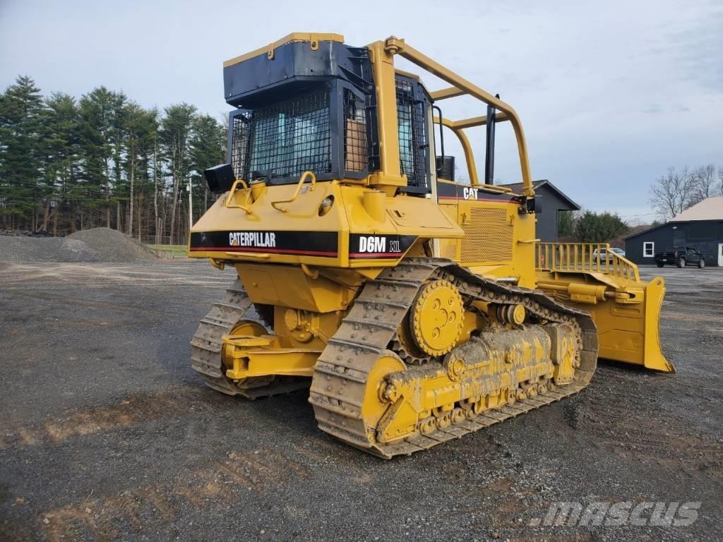 CAT D 6 M XL Buldozer sobre oruga