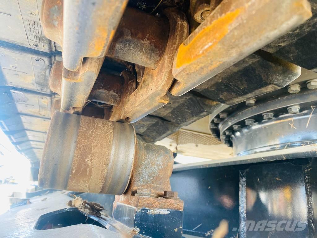 Komatsu pc138us-11eo Excavadoras sobre orugas