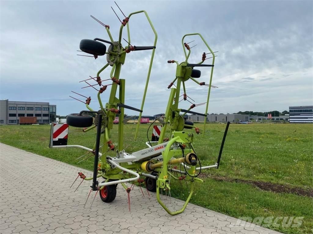 CLAAS VOLTO 700 Rastrilladoras y rastrilladoras giratorias