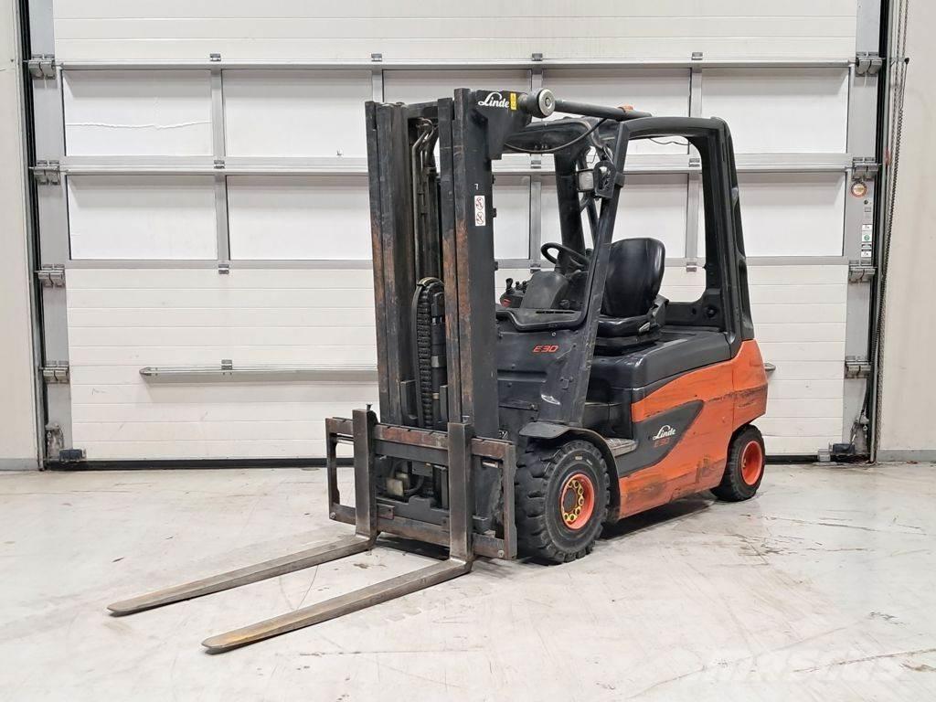 Linde E30-01 Carretillas de horquilla eléctrica