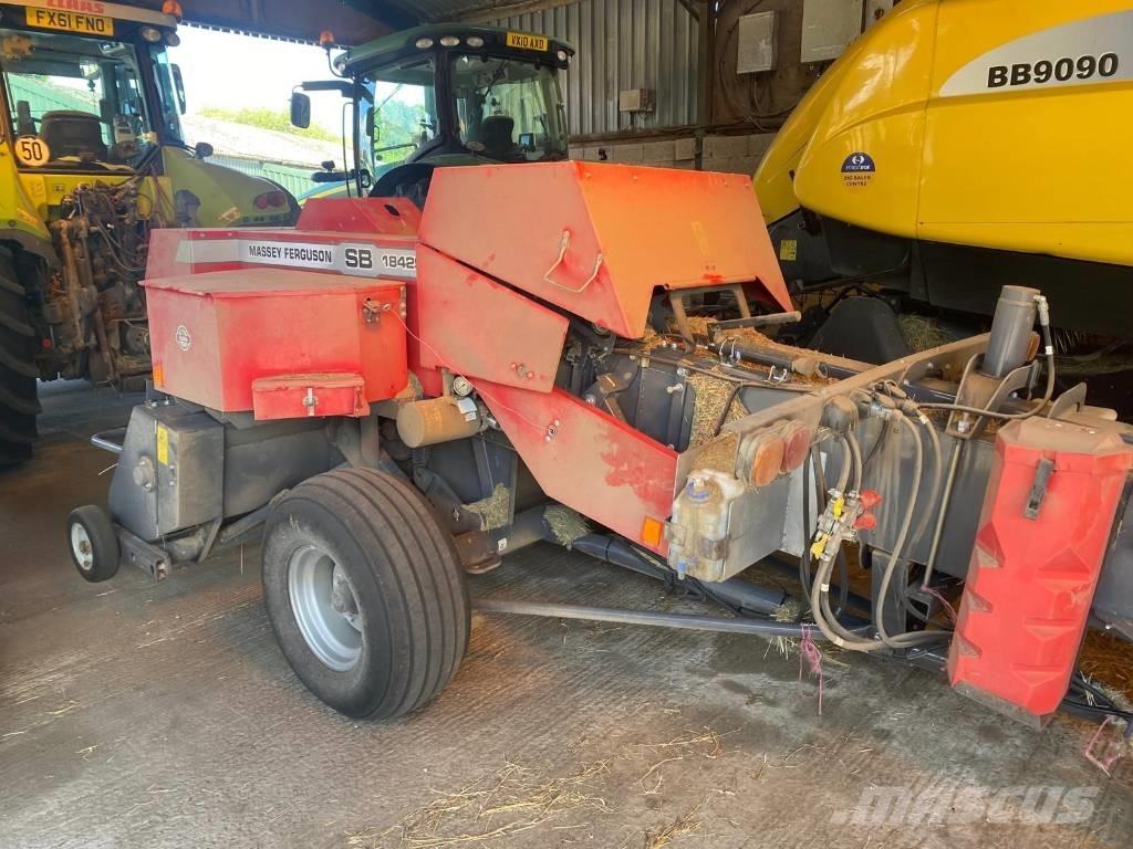 Massey Ferguson 1842 Empacadoras cuadradas