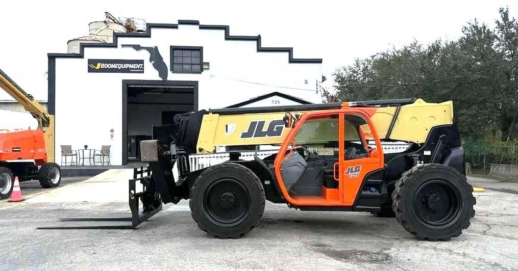 JLG 1255 Carretillas telescópicas
