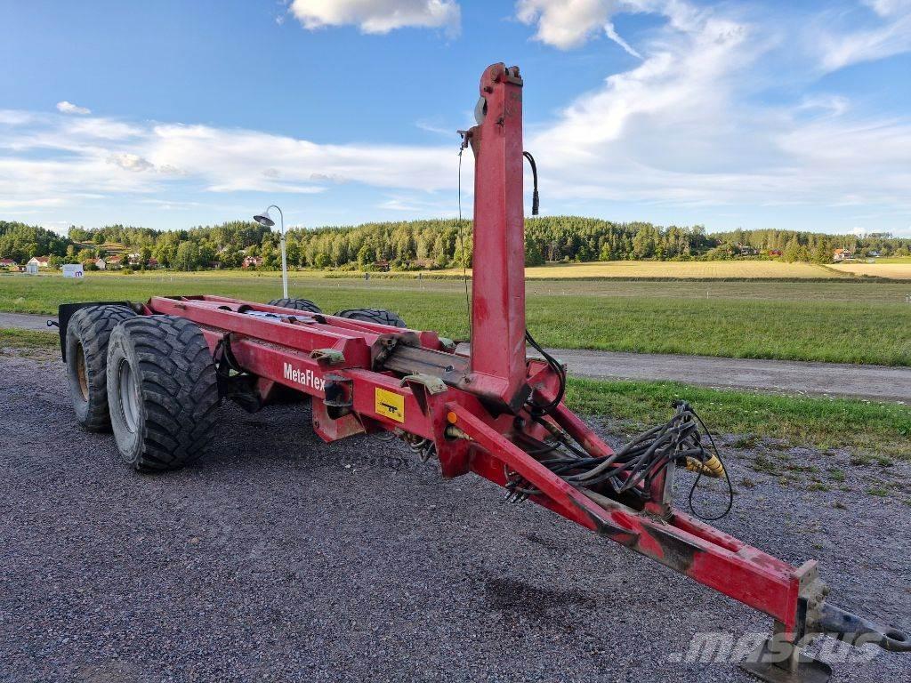 Metsjö Metaflex 18 remolques con gancho elevador