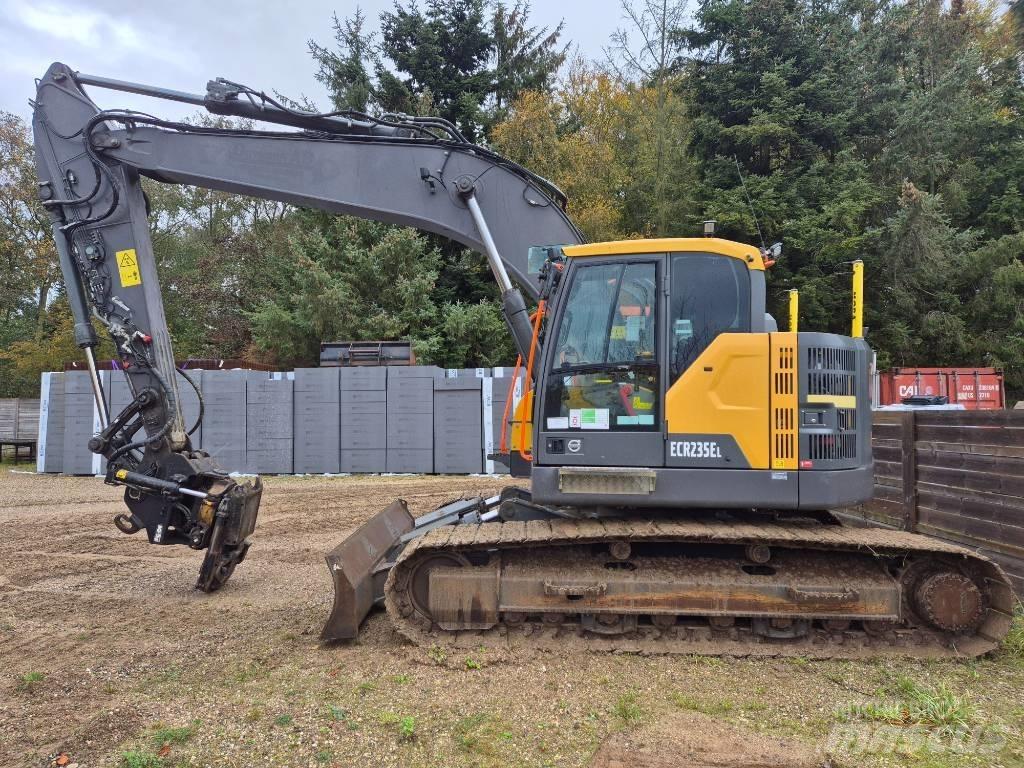 Volvo ECR235EL Excavadoras sobre orugas