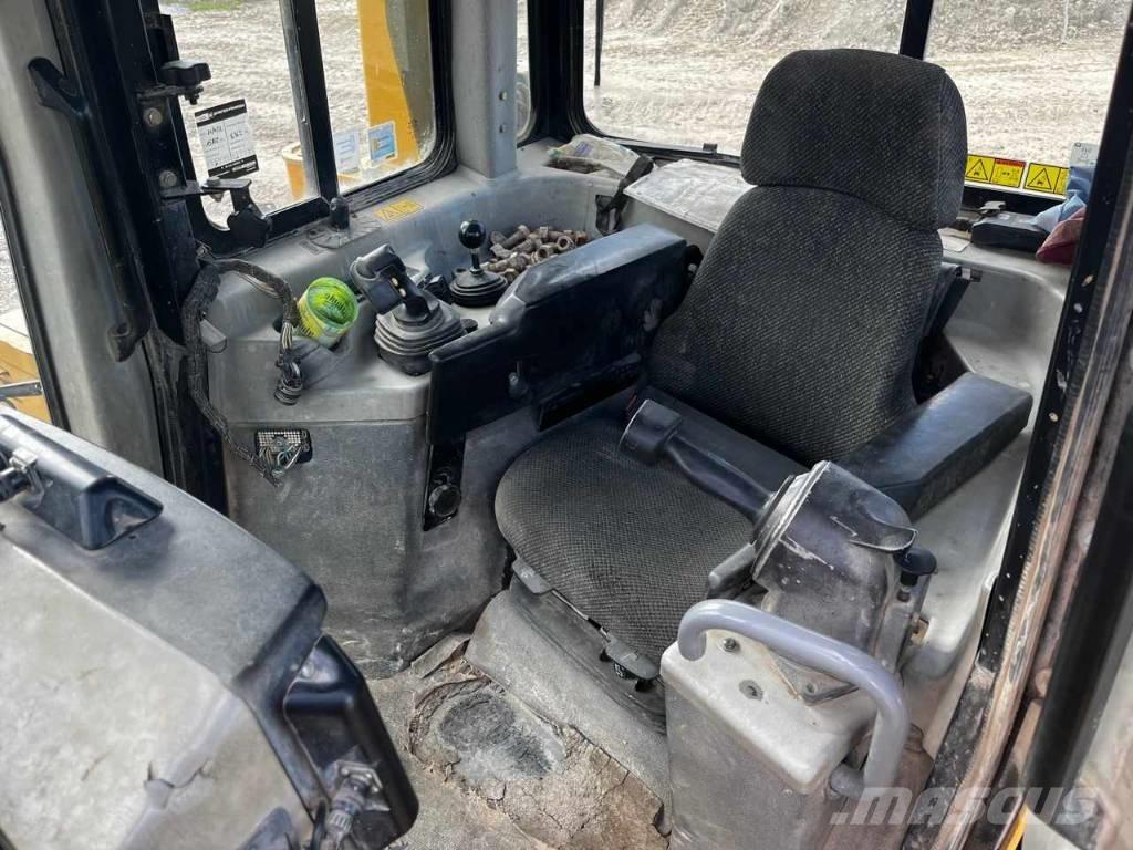 CAT D 6 T LGP Buldozer sobre oruga