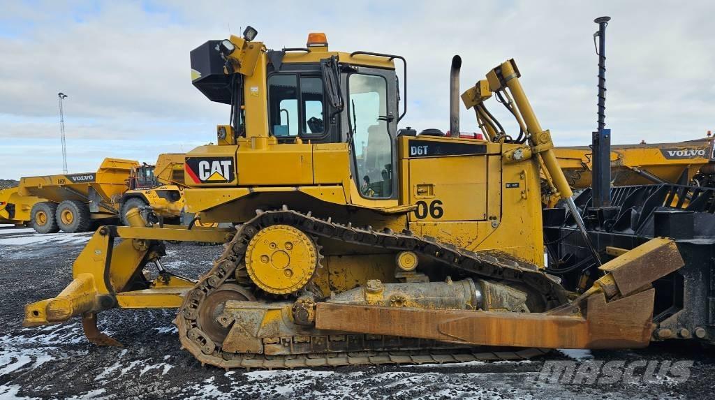 CAT D 6 T XL Buldozer sobre oruga
