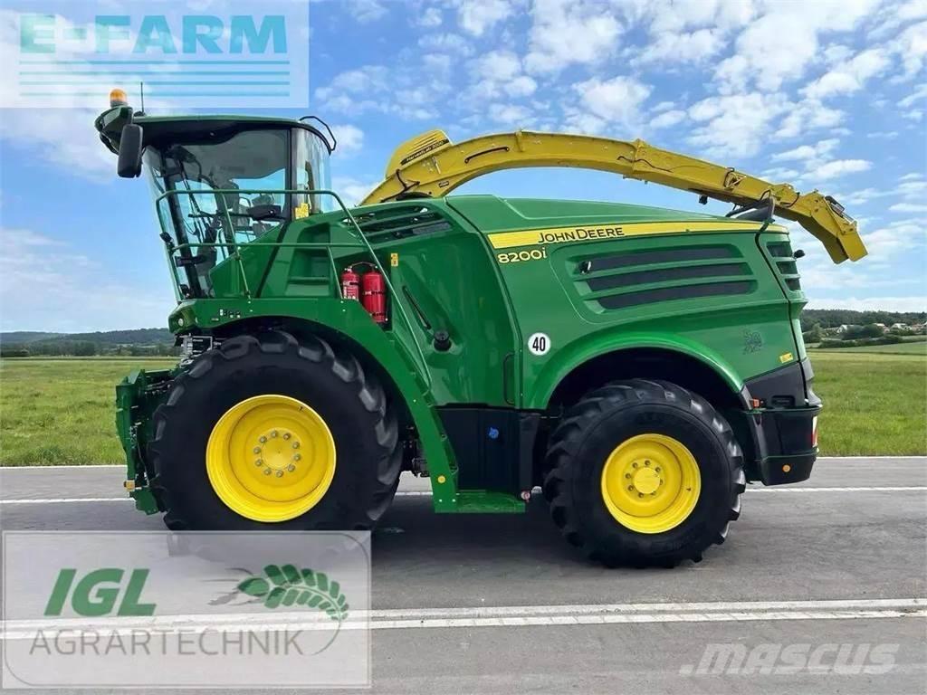 John Deere 8200 i Cosechadoras de forraje autopropulsadas