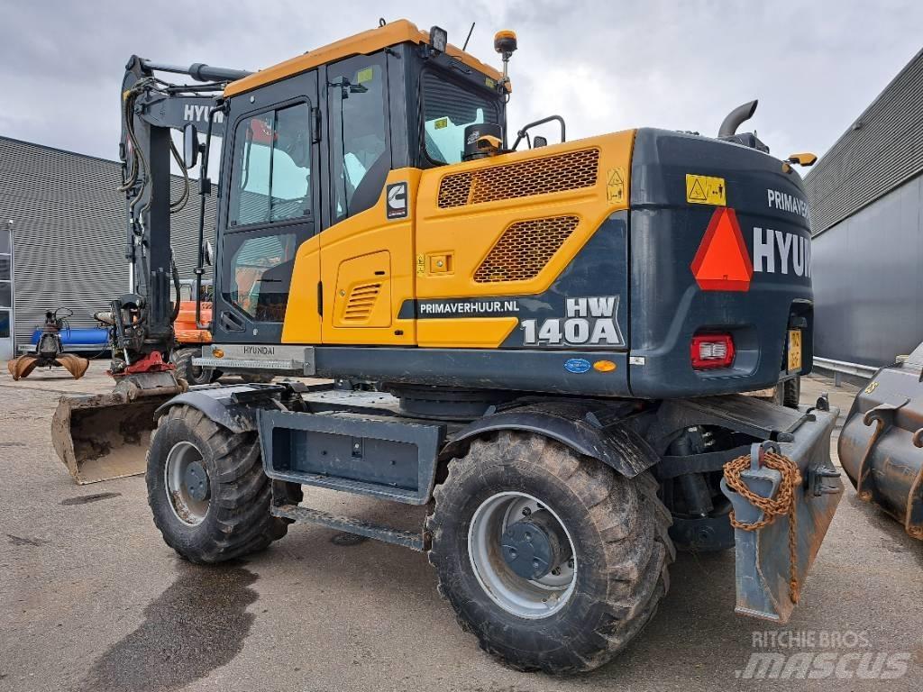 Hyundai HW140A Excavadoras de ruedas