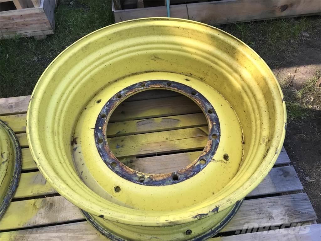 John Deere 18x34 Ruedas