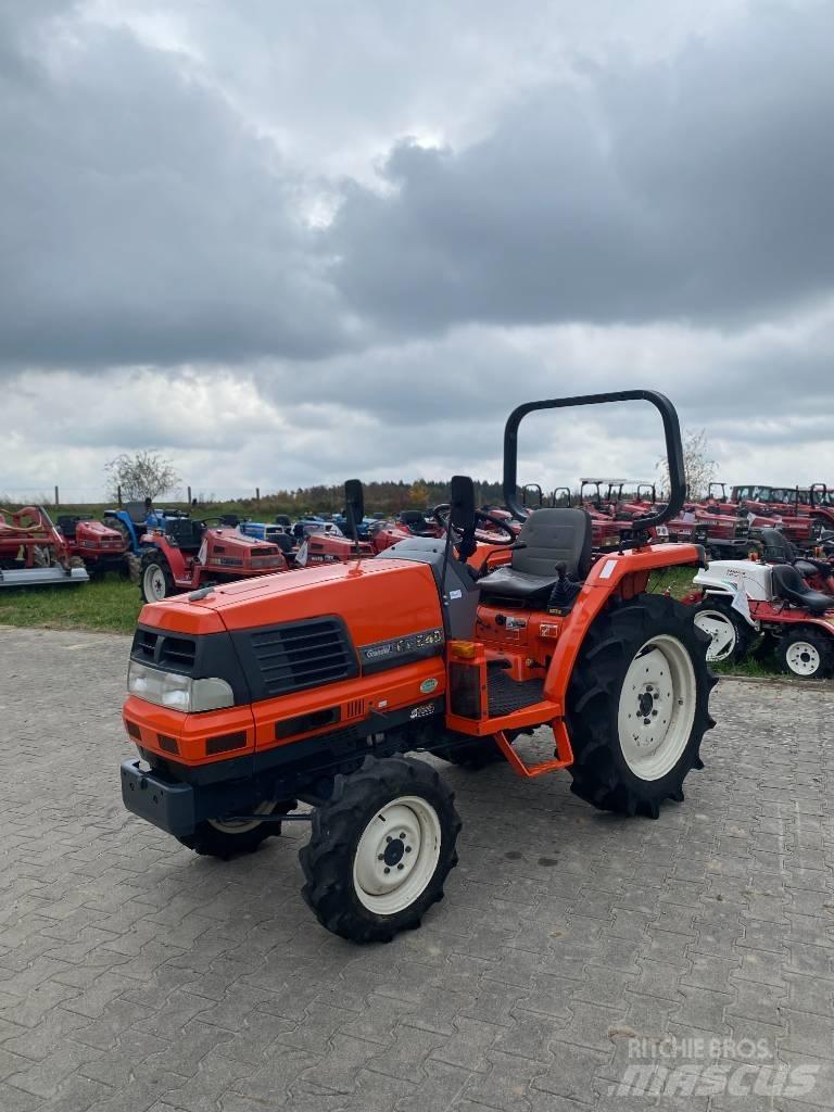 Kubota GL 240 Tractores compactos