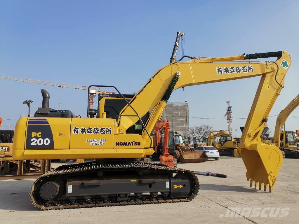Komatsu PC 200-8N1 Excavadoras sobre orugas