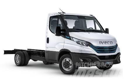 Iveco Daily Camiones con caja de remolque