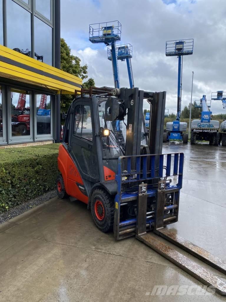 Linde H 30 CNG-02 Camiones LPG