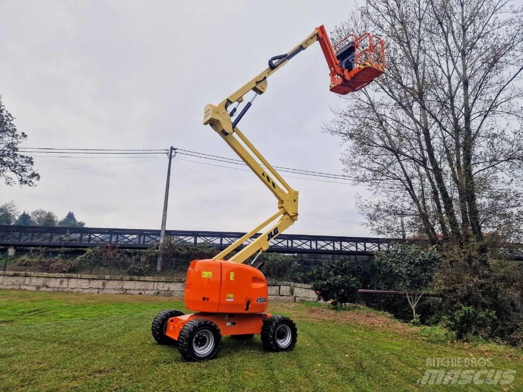 JLG 450 AJ Plataformas con brazo de elevación manual