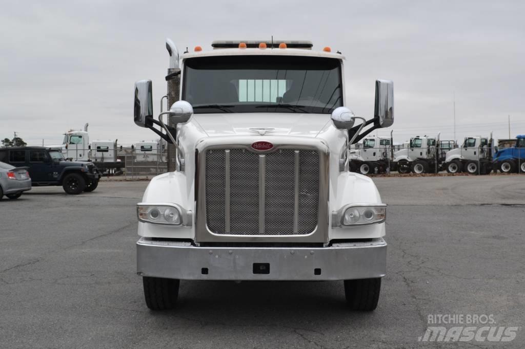 Peterbilt 567 Camiones tractor