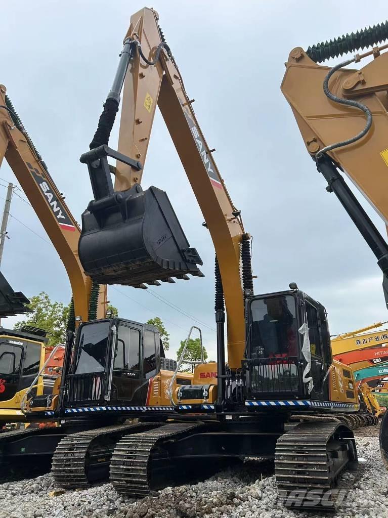 Sany SY 215 C Excavadoras sobre orugas