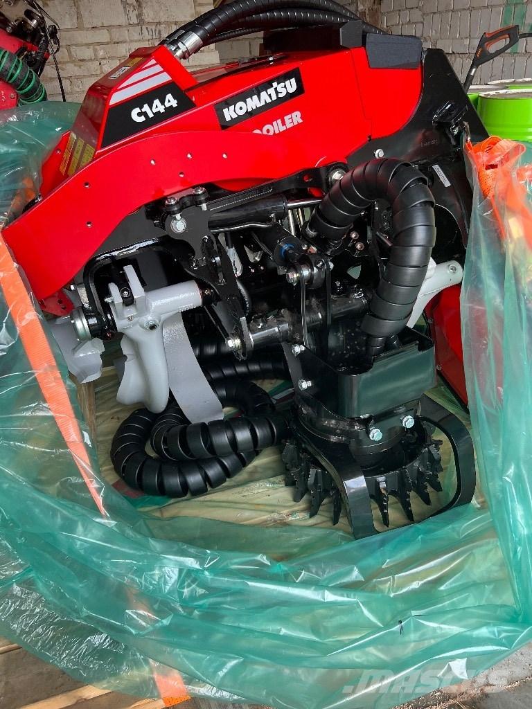 Komatsu C 144 Desramadoras